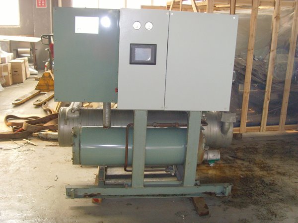 新青酒店中央空调不停机清洗方法介绍